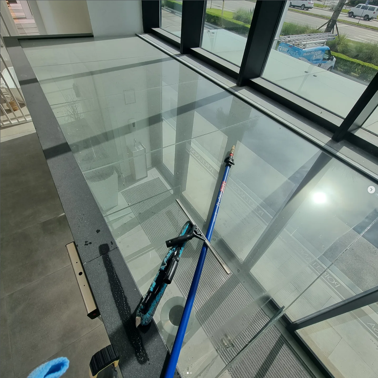 Interior window cleaning with professional equipment